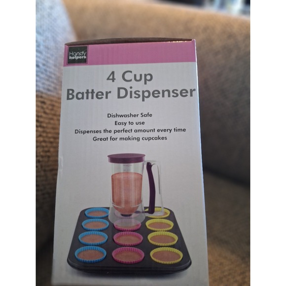 Pancake Batter Dispenser - 4-Cup Batter Dispenser with Squeeze Handle for Pan... - Picture 2 of 6